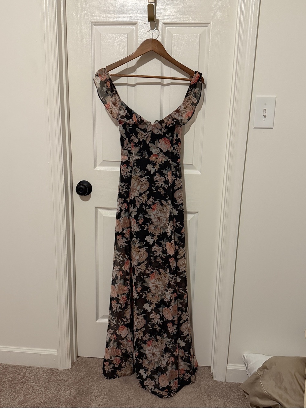 Floral Open Back Maxi Dress - Black with Blush Floral